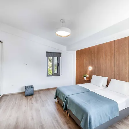 Christina Coral Βίλα *